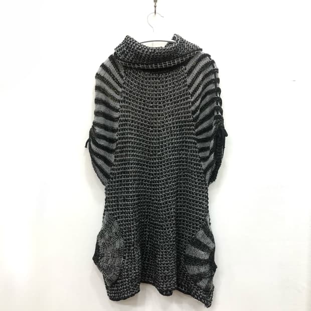 striped turtleneck big pocket knit