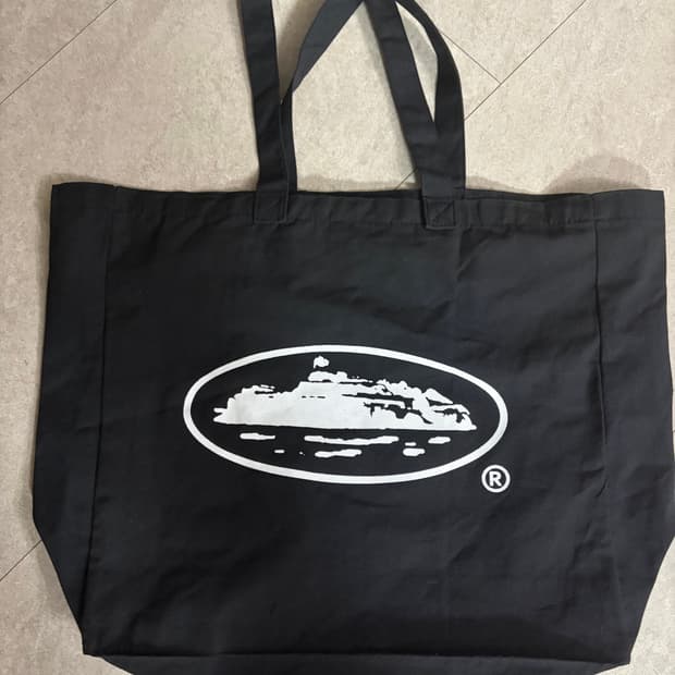 코르테이즈 토트백