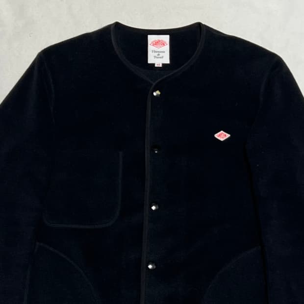 44 단톤 칼라리스 노카라 블랙 플리스