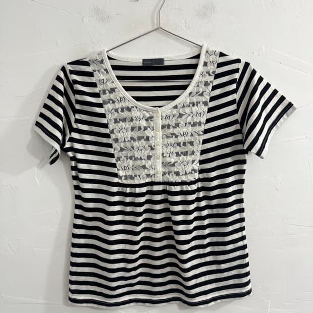 stripe lace design top