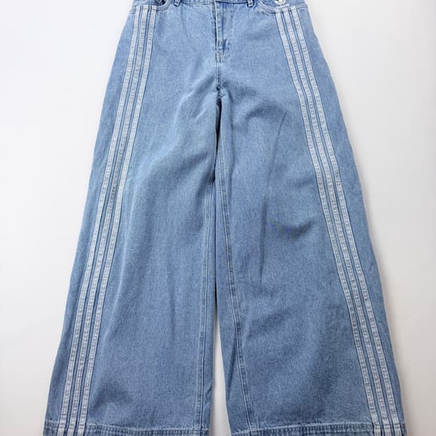 아디다스 뉴트럴 스트라이프 와이드 데님팬츠