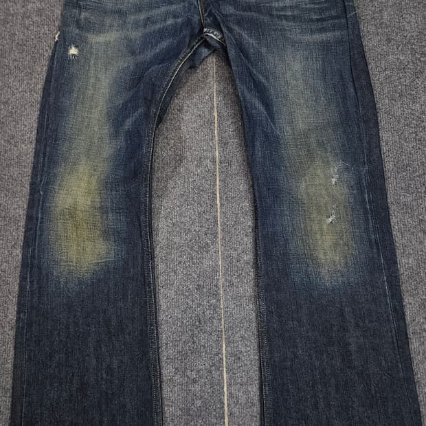 디젤 자티니 부츠컷 데님 팬츠 급처