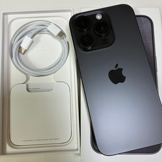 아이폰 15프로 512기가 리퍼폰 배터리100