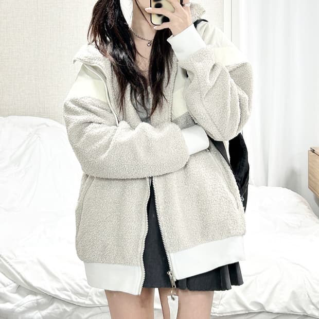 나이키 배색 뽀글이 자켓