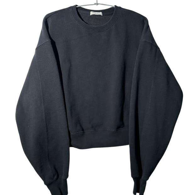 프릭스 스토어 크롭 맨투맨