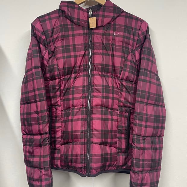나이키 핑크 퍼플 리버시블 덕다운 패딩
