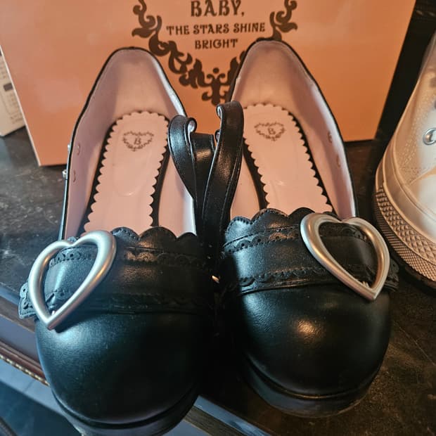 베이비더스타샤인 하트버클슈즈