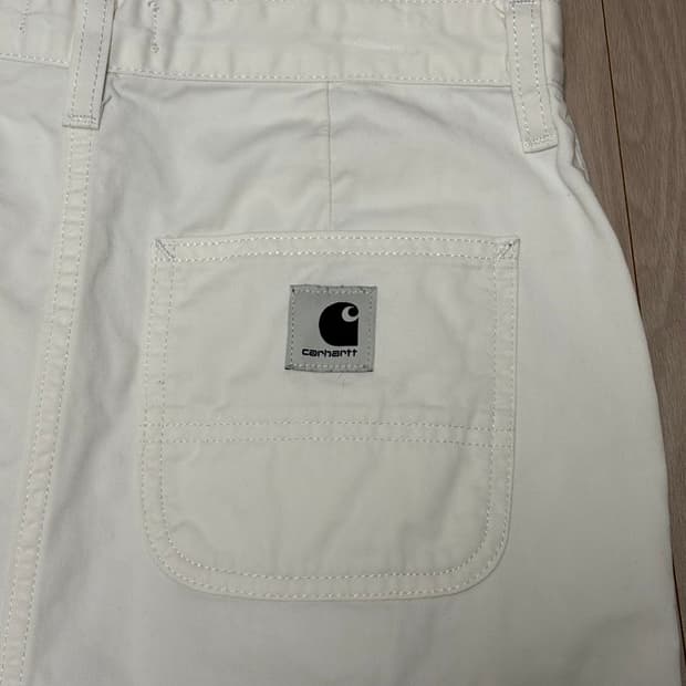 칼하트윕 화이트 미디 워크스커트 
