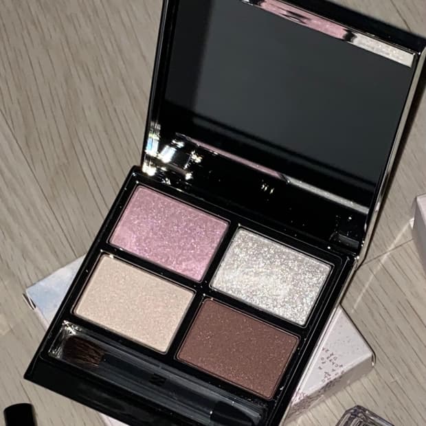 헤라 홀리데이 쿼드 아이 컬러 