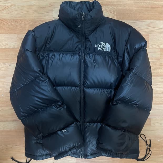 노스페이스 눕시 패딩 700 블랙 팝니다 