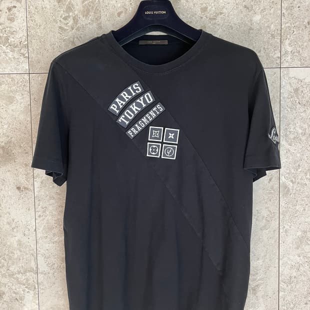 루이비통 PARIS TOKYO 반팔 티셔츠 XL 정품
