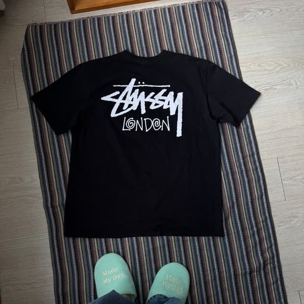 스투시 런던 반팔 티셔츠