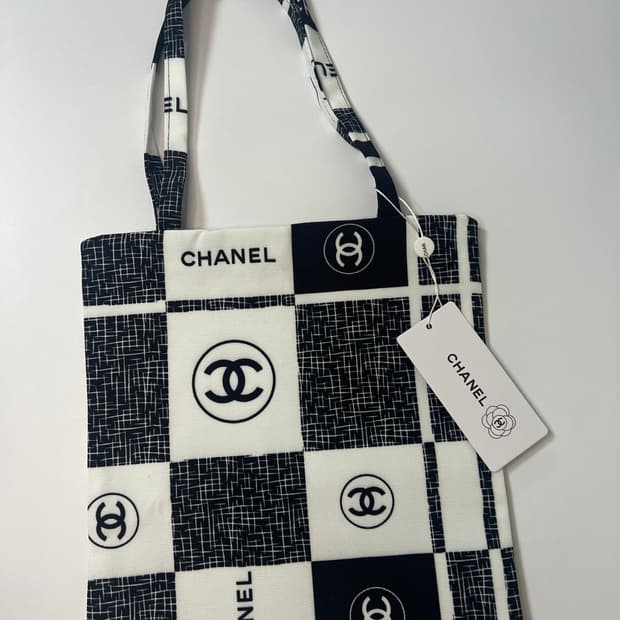 샤넬 뷰티 에코백 토트백