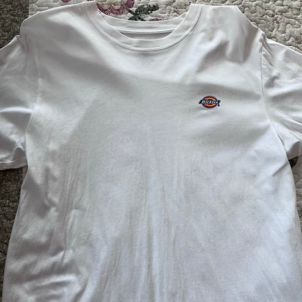 디키즈 로고반팔티