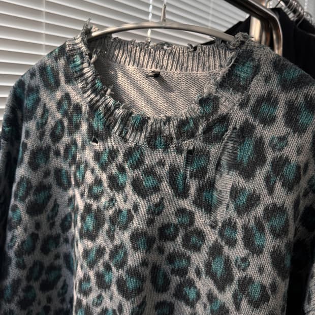 r13 레오파드 디스 니트