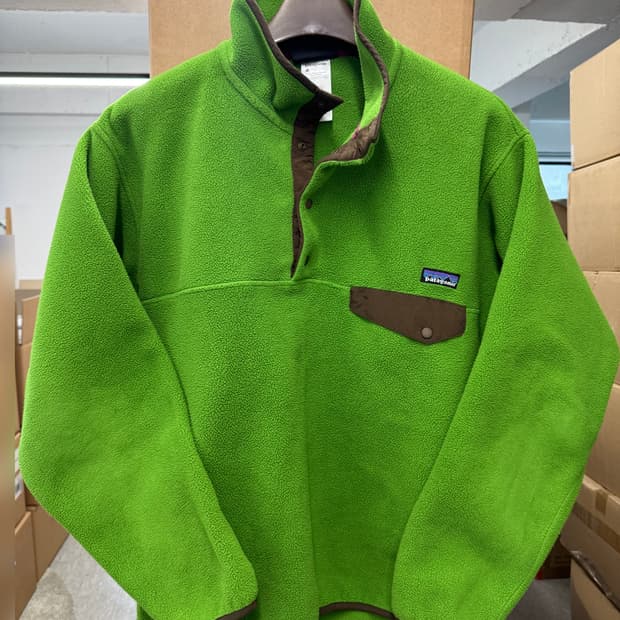 파타고니아 신칠라 빈티지 M 팝니다