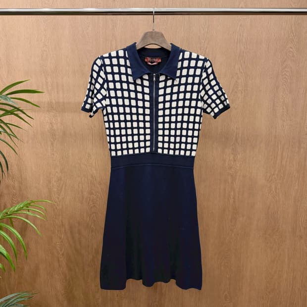 막스마라 니트 롱원피스 반팔 카라 집업 스퀘어 체크 패턴 디테일 네이비