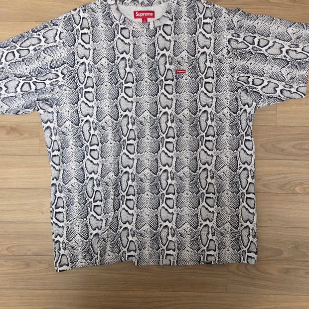 슈프림 스몰 박스 티셔츠 스네이크 L