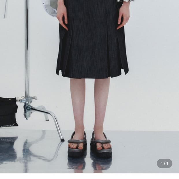 에핑글러 STRAIGHT MIDI SKIRT - DENIM BLACK