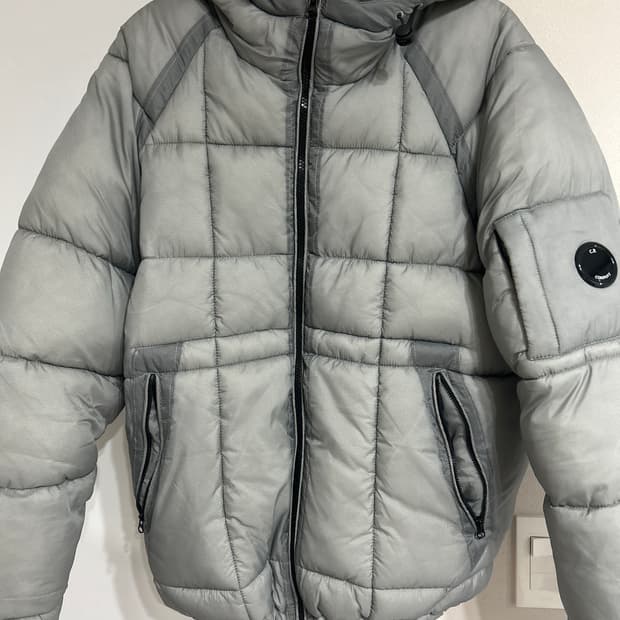 Cp컴퍼니 d.d쉘 해비 패딩