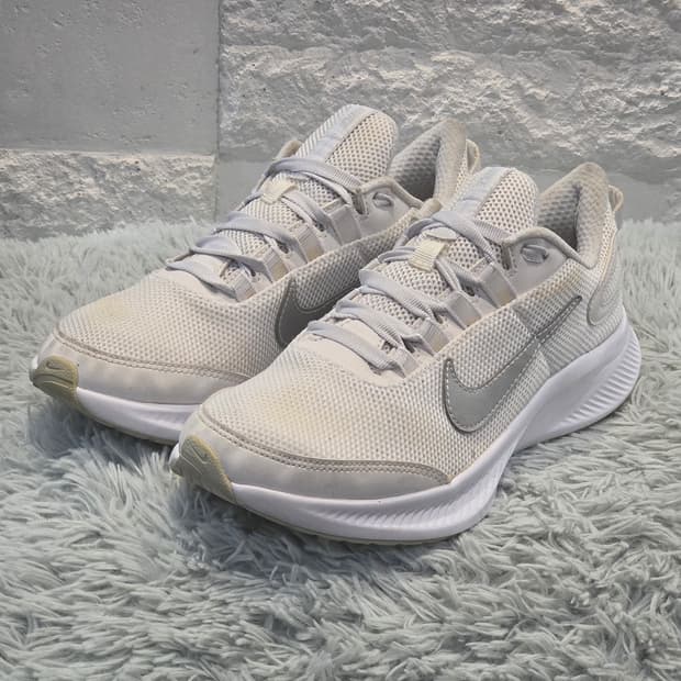 3a-7:나이키 런 스위프트 화이트(23.5cm)