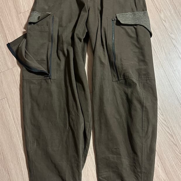 뉴치프시크 디피 오버랩 카고 팬츠 브라운