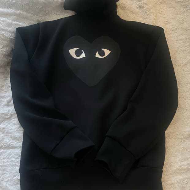 꼼데가르송 후드티 