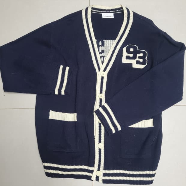 1993스튜디오 네이비 배색 가디건 FREE