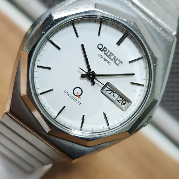 # 빈티지 오리엔트 오리지널 뻐뻐시 데이데이트 빈티지시계  급처