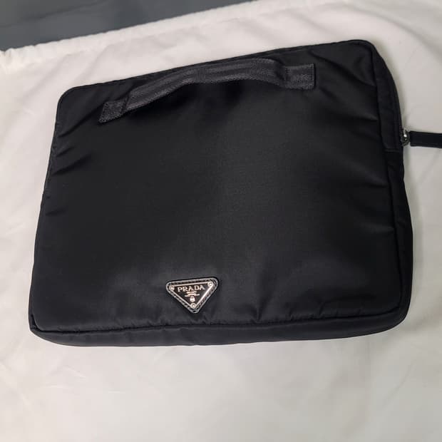 프라다 가방,크로스백토트백(디올샤넬보테가루이비통구찌셀린느생로랑발렌시아가