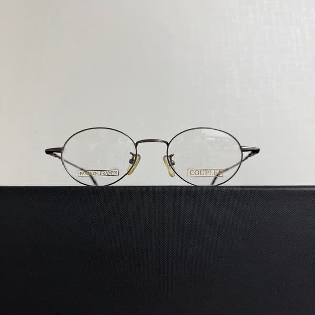 빈티지 COUPLE 라운드 안경 P00076