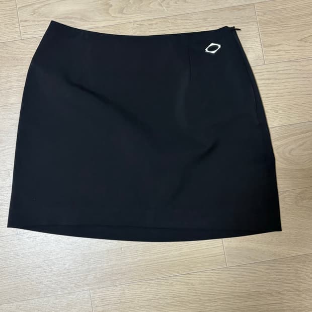 미스치프 미니스커트