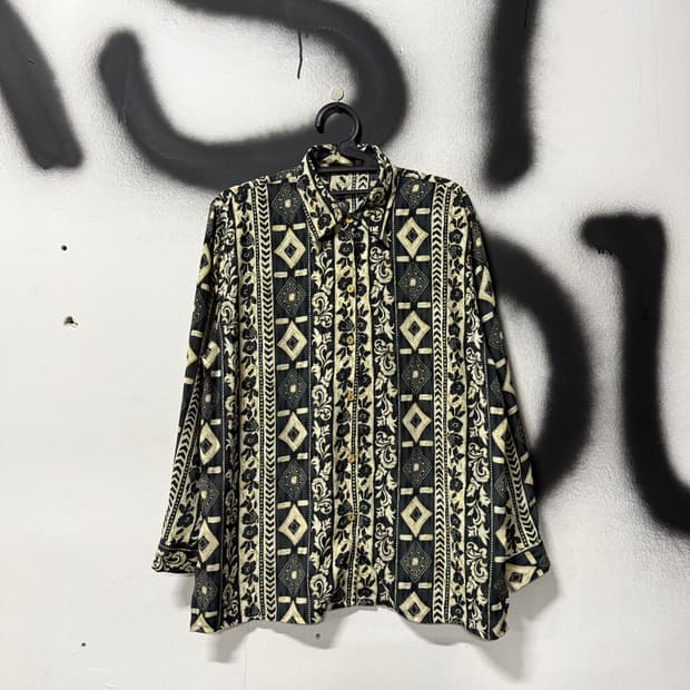 VTG 빈티지 에스닉 바로크 풀 패턴 금장 긴팔 셔츠