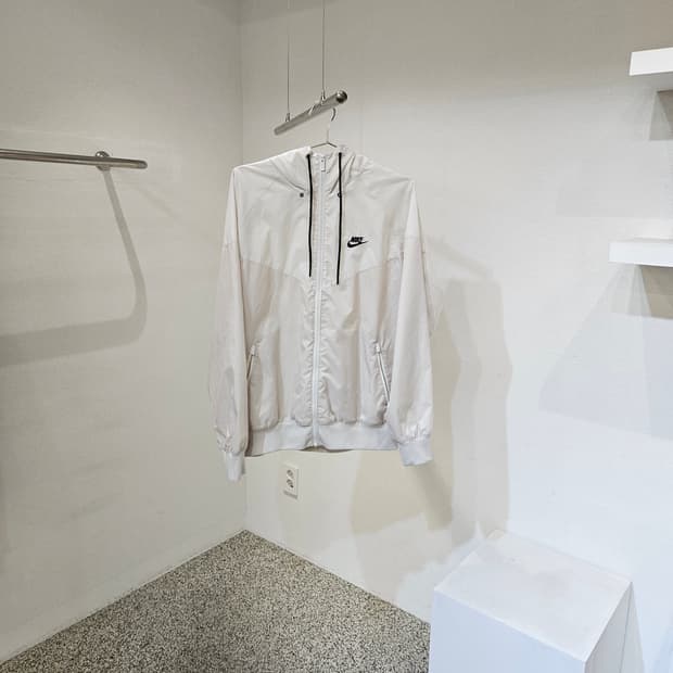 나이키 스포츠웨어 우븐 윈드러너 후드자켓