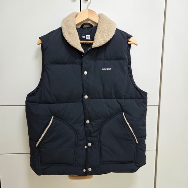(실착3회) 뉴에라 미드나잇네이비 패딩조끼 베스트 95 M