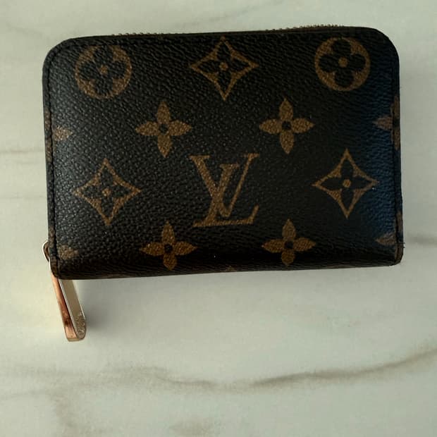 루이비통 지피 코인퍼스