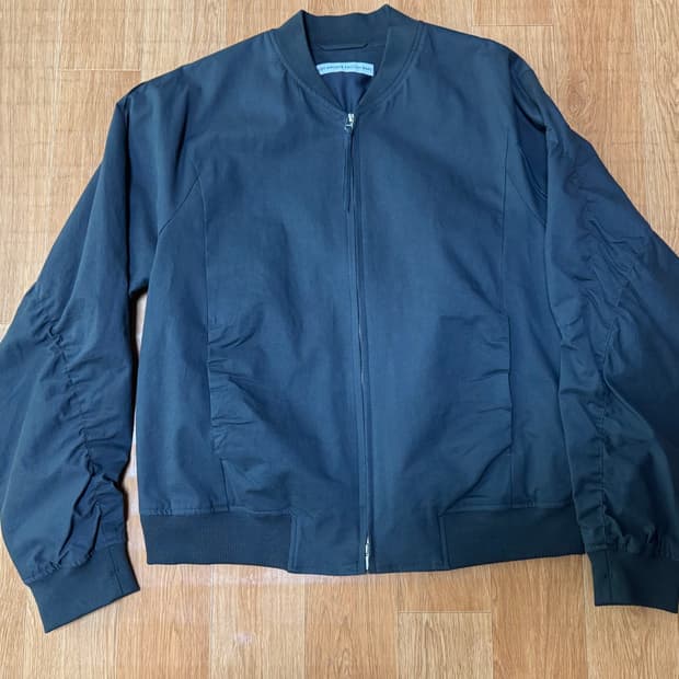 포스트 아카이브 팩션 파프 8.0+ 셔링 봄버 차콜