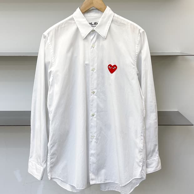 꼼데가르송 플레이 하트 와펜 셔츠