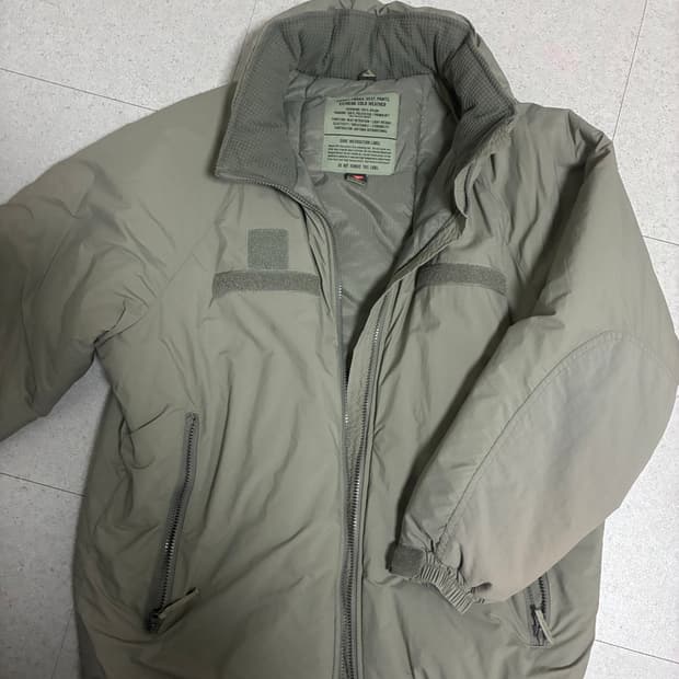 [M] 프릭스스토어 레벨7 프리마로프트 자켓