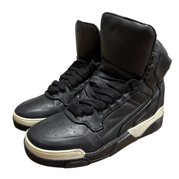 지방시 타이슨 스니커즈 42