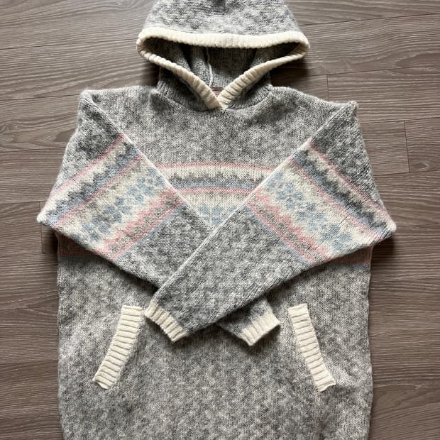 Hila Ltd 힐다 아이슬란드 울100 후드 니트 스웨터 