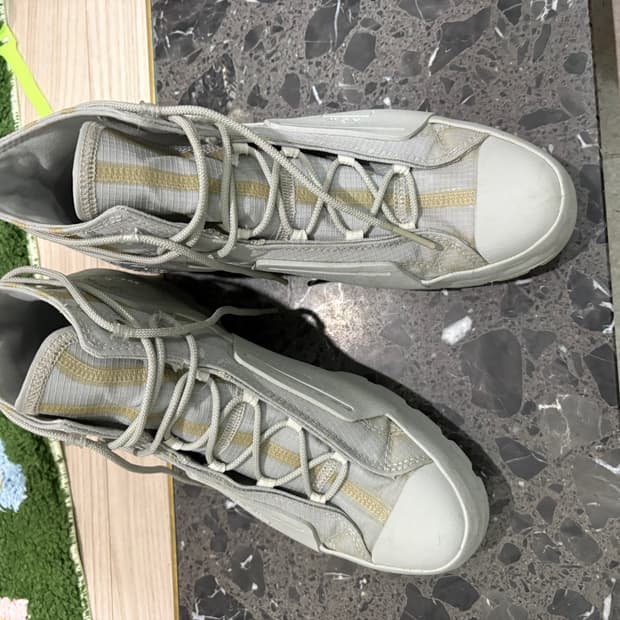 어콜드월 컨버스 콜라보입니다 44사이즈