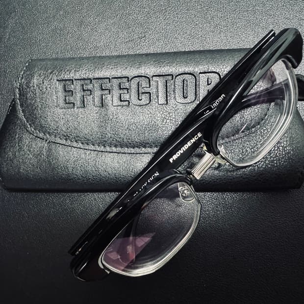 이펙터 프로비던스 하금테 안경