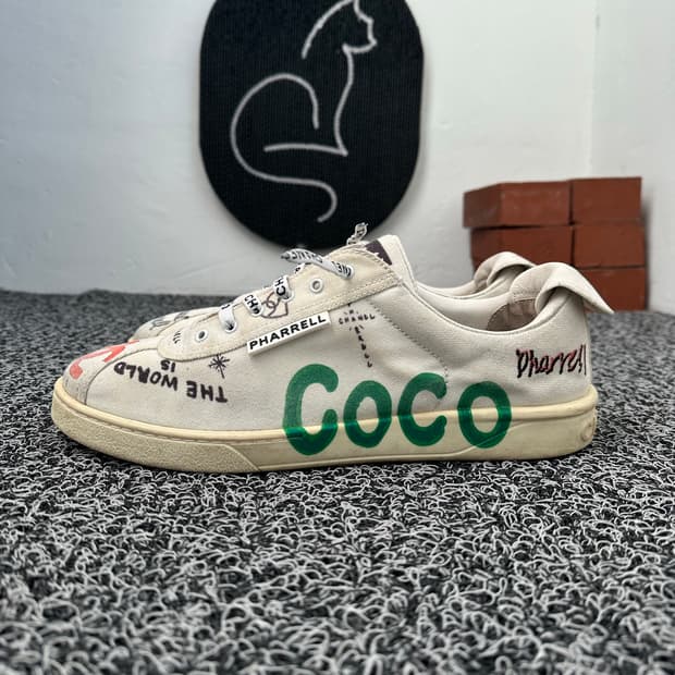 샤넬 퍼렐 윌리엄스 스니커즈 280mm