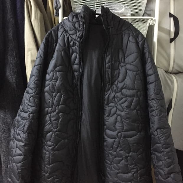 꽃무늬 퀼팅 후드 점퍼                            