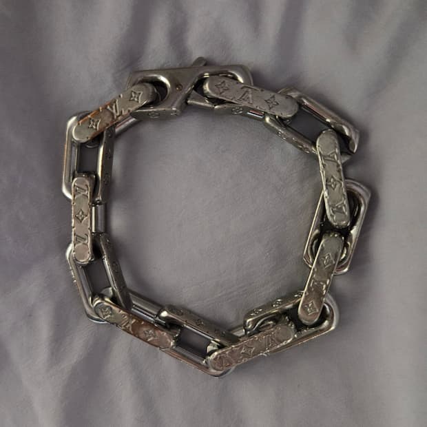 루이비통 모노그램 체인 팔찌 M64223 (M사이즈)
