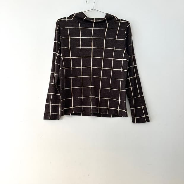 Grid warm moc neck top / deep brown