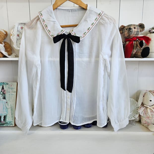 세일러카라 리본 블라우스