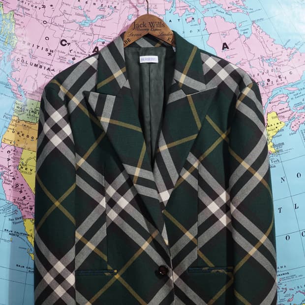 버버리 24ss 컬렉션 체크 자켓