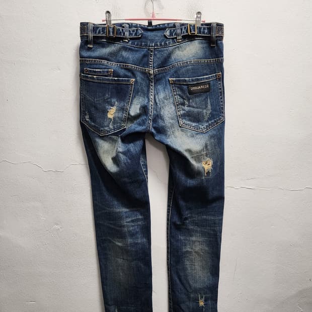 디스퀘어드2 벨티드 데미지 청바지